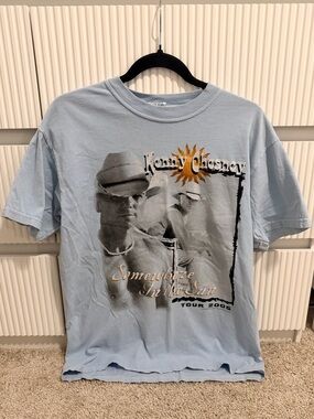 Vintage Kenny Chesney Short-Sleeve Tour Graphic Tee - Somewhere In The Sun